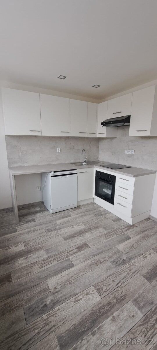 Byty, Hlučín, 748 01