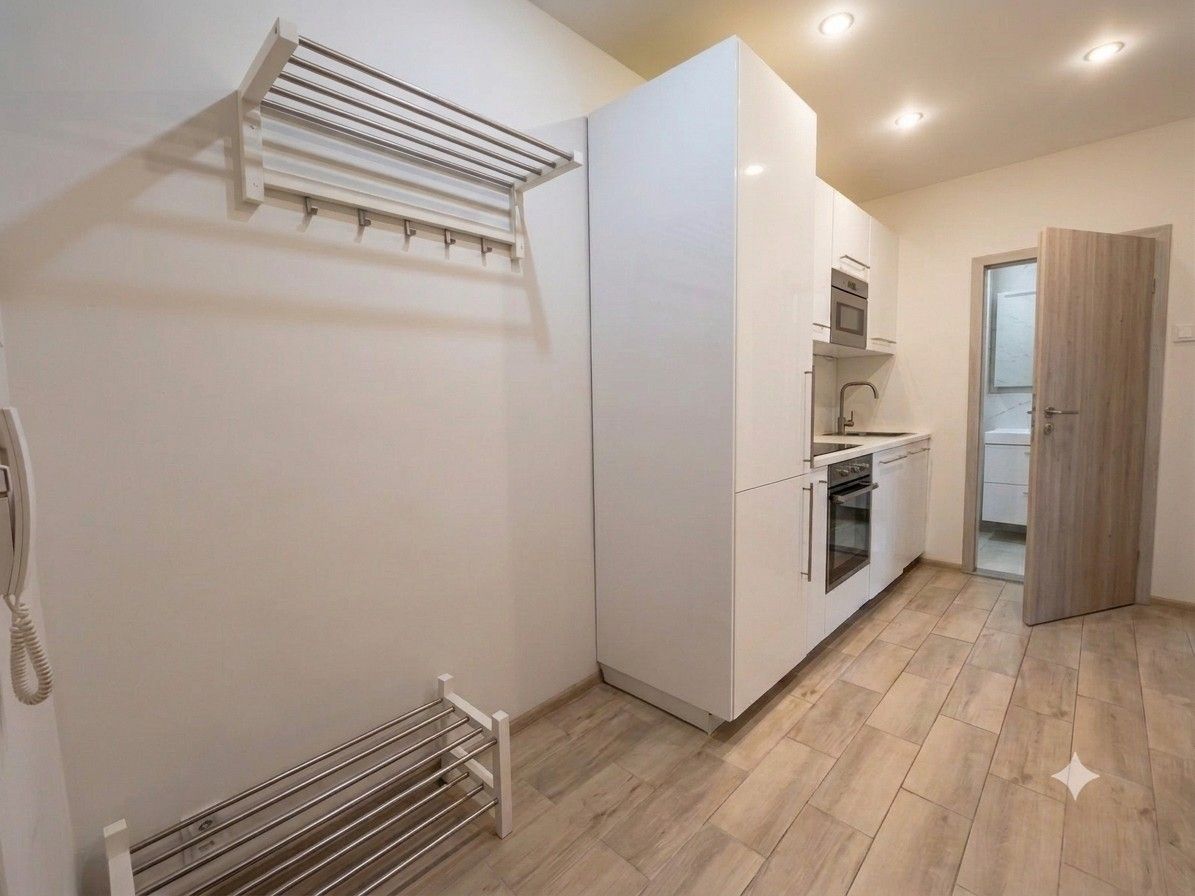 Byt 1+kk · 36 m² · Václavské náměstí, Praha - 4