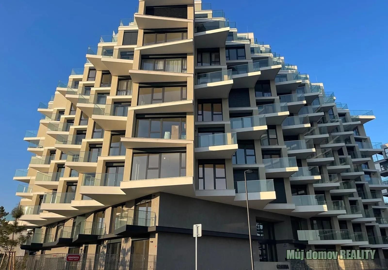 2+kk, Ramonova,Praha 10, Strašnice, 67 m²