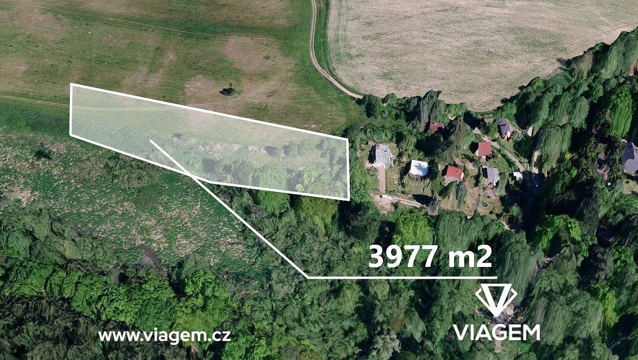 Zemědělský pozemek, 1 325 m²