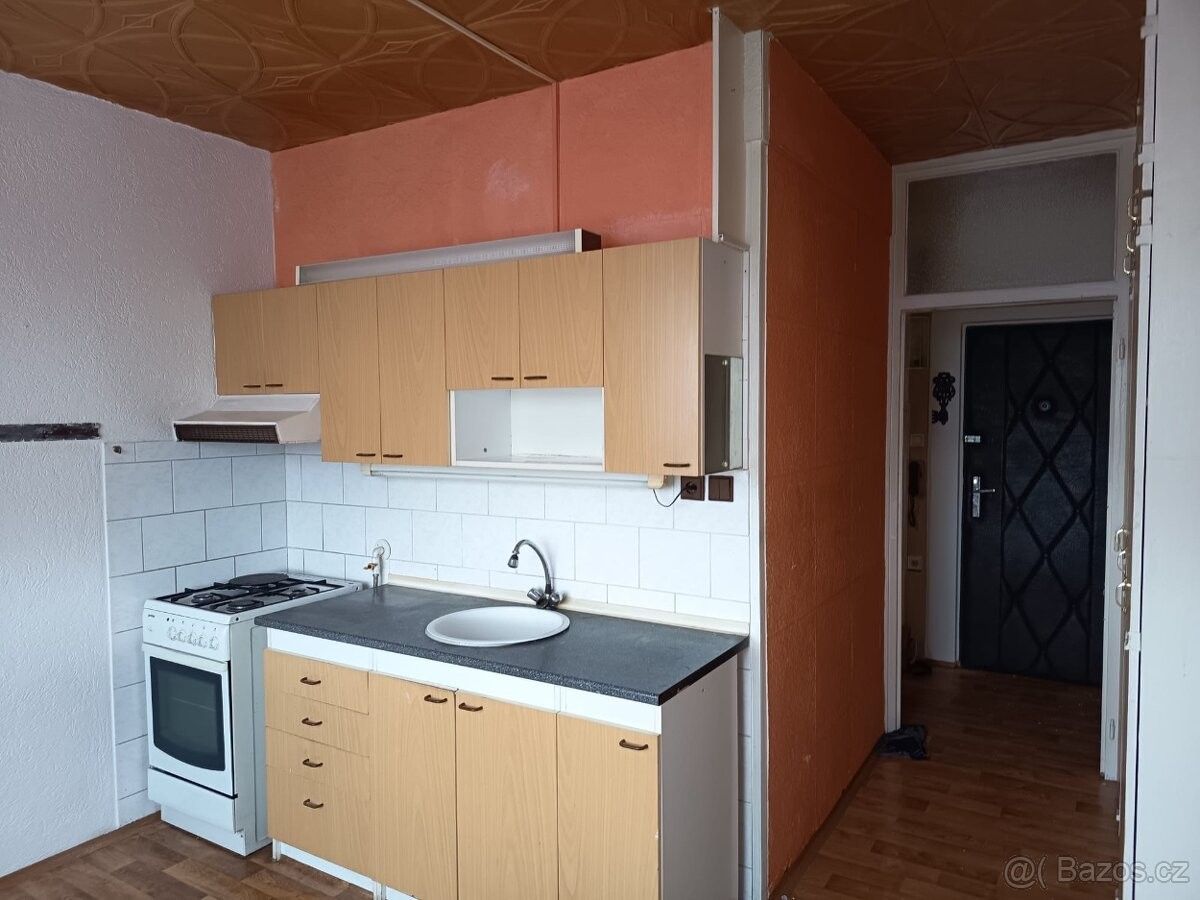 Byty, Chomutov, 430 01