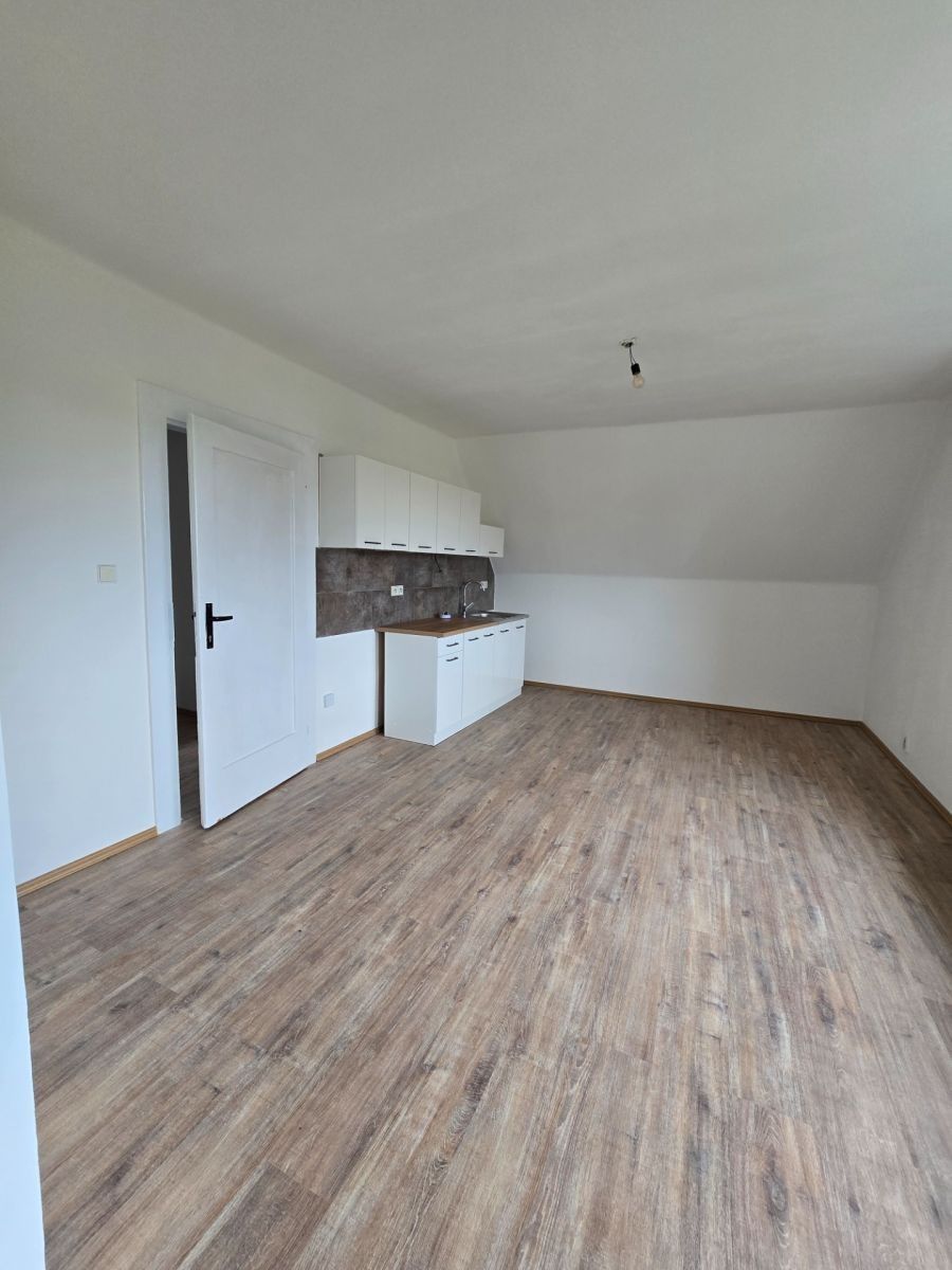 Byt 1+1 · 48 m² · Školní, Jesenice - Jesenice u Rakovníka, Středočeský kraj - 3