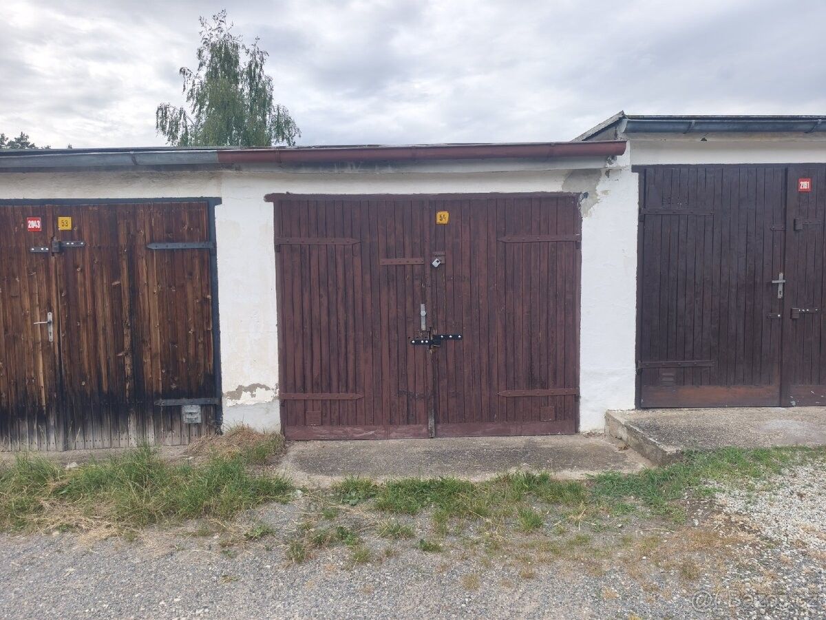 Garáže, Sezimovo Ústí, 391 01 - 1