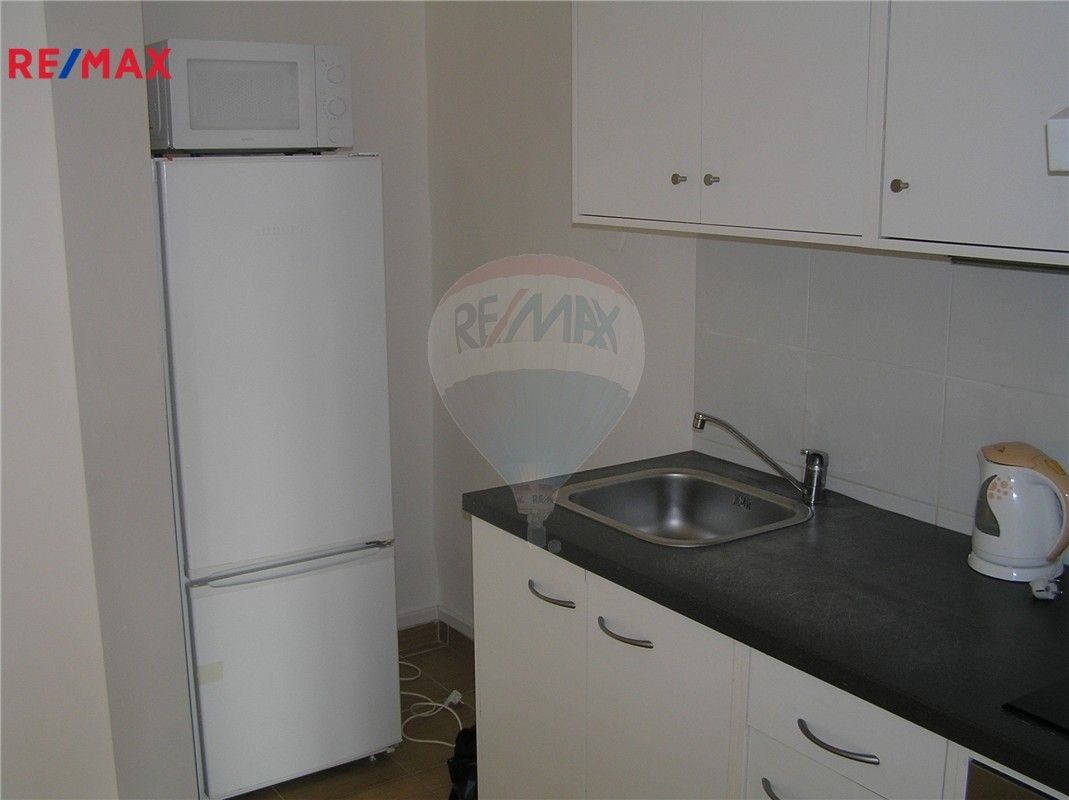 Pronájem byt 1+kk - U papírny, Praha, 40 m²