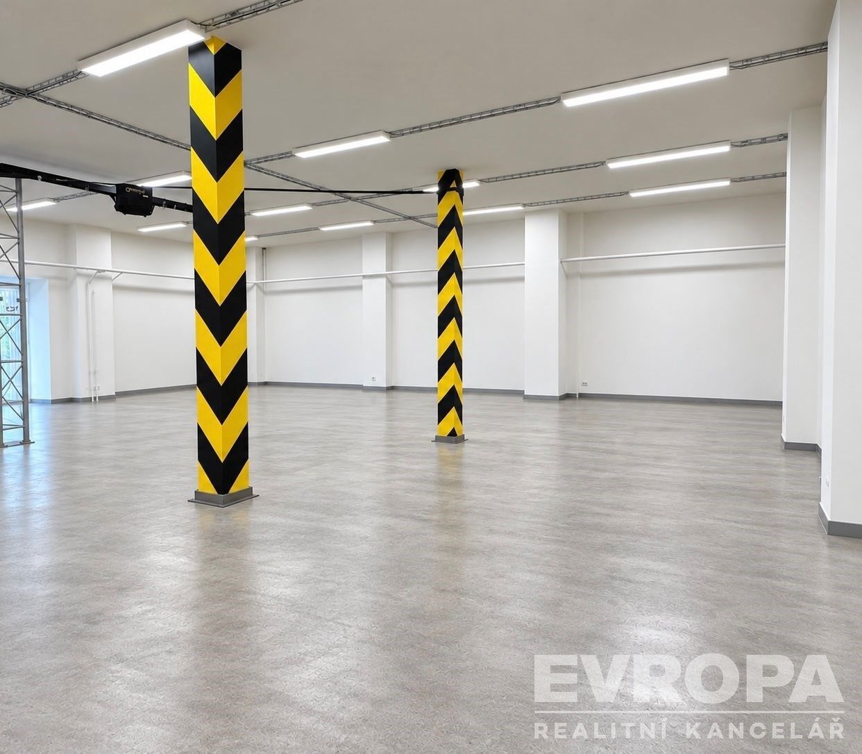 Sklad · 502 m² · Královská cesta 147, Kolín IV - 4