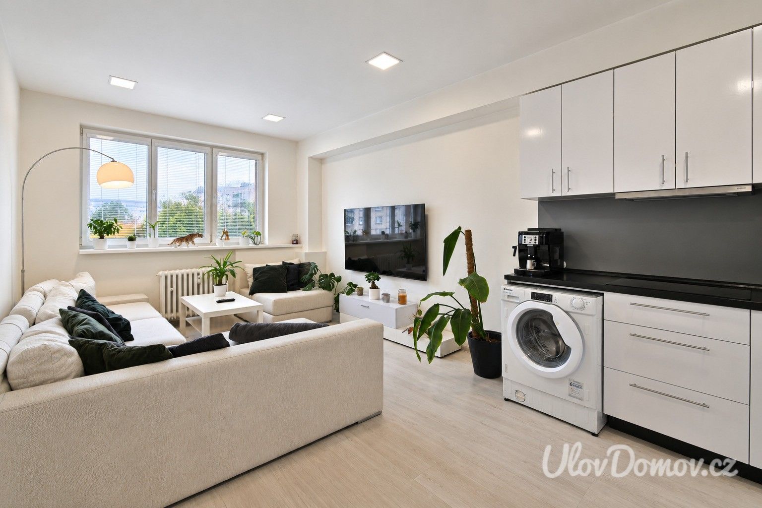 Byt 3+kk · 59 m² · Kubánské náměstí, Praha - 3