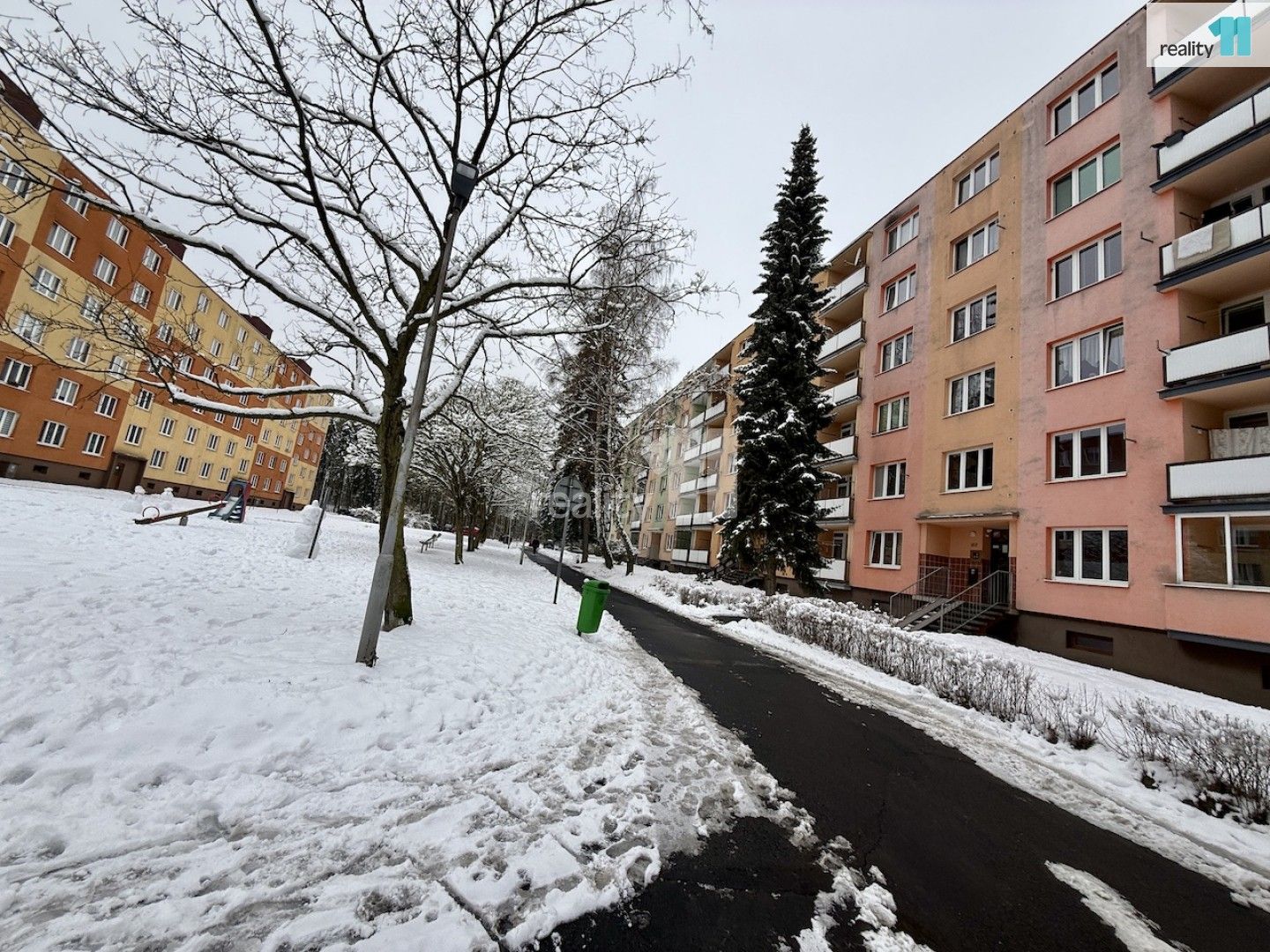 1+1, U Koupaliště, Chodov, 35 m²