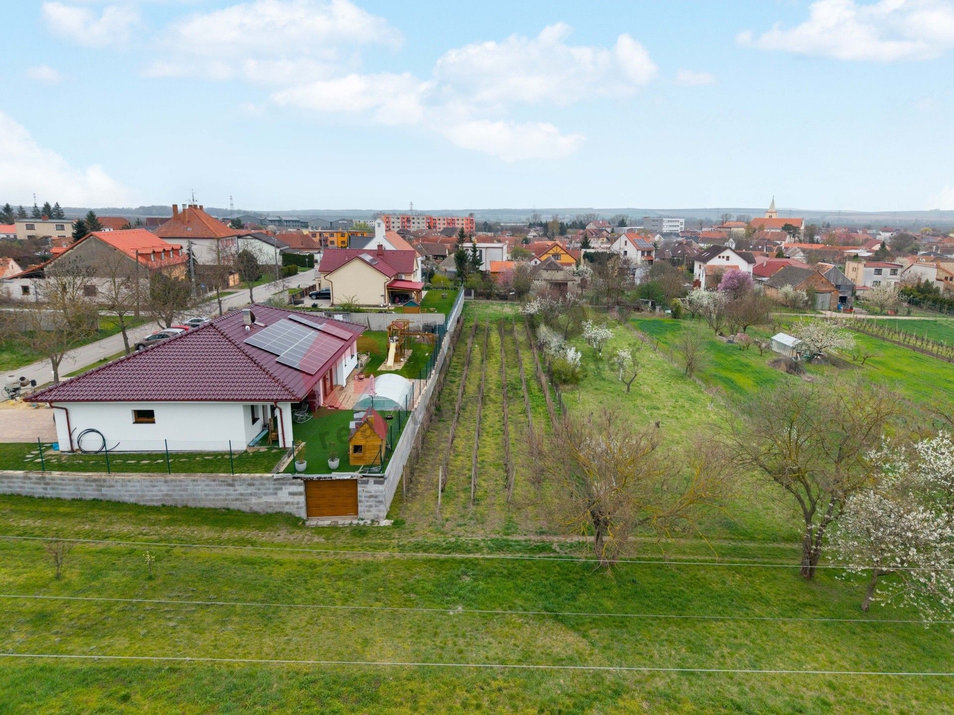 Zahrada, 932 m²