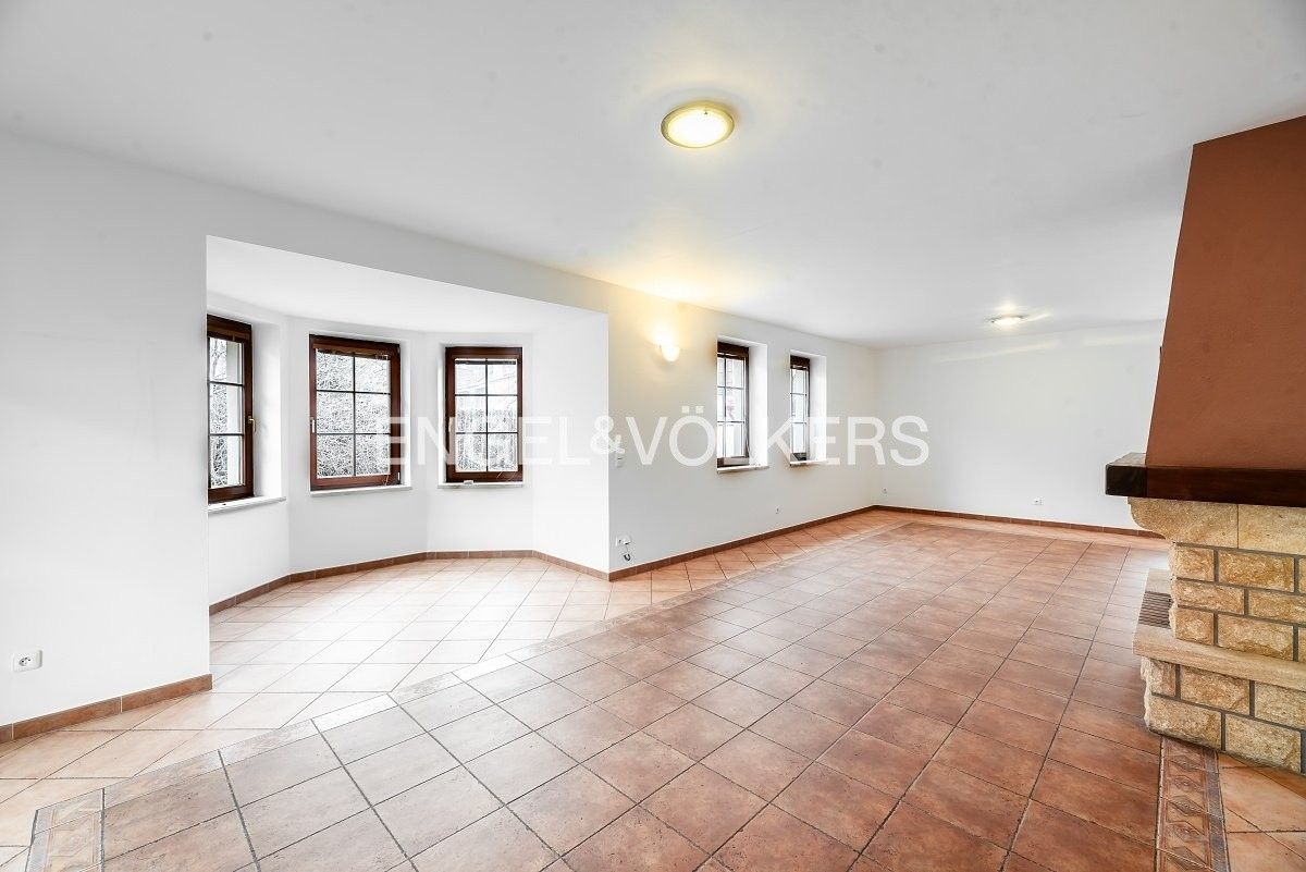 Byty, Nad hradním vodojemem, Praha, 350 m²