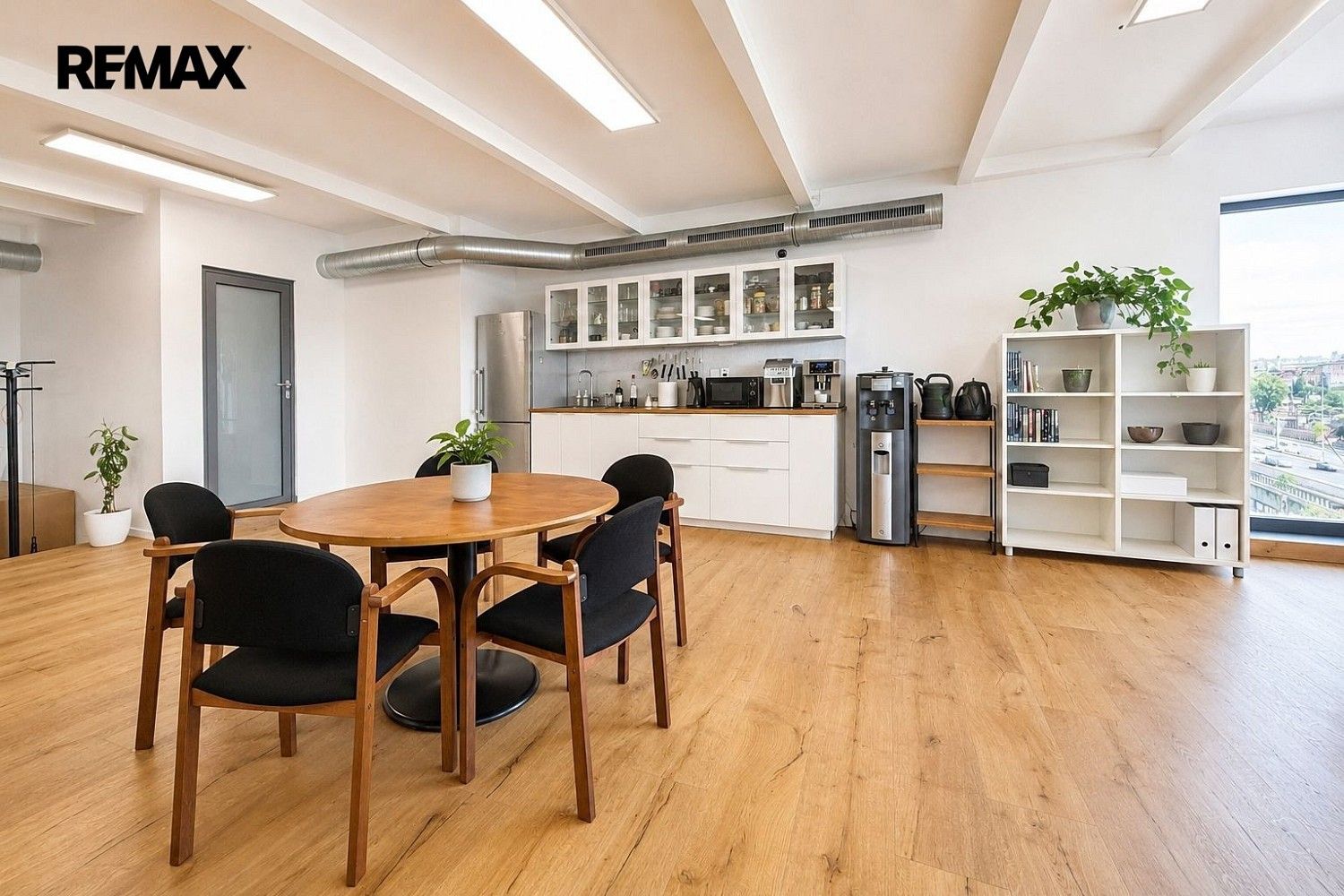 Pronájem kancelář - Praha - Smíchov, okres Praha 5, Hlavní město Praha, 276 m² - 5