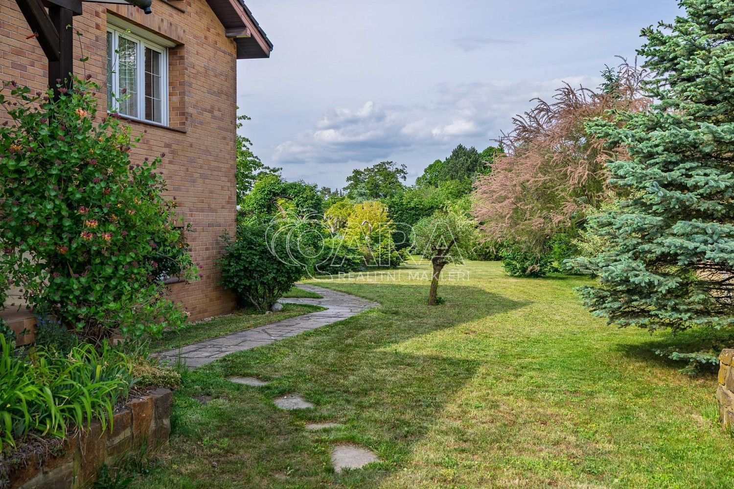 Rodinný dům · 384 m² · Týnec nad Labem - Vinařice, okres Kolín, Středočeský kraj - 4