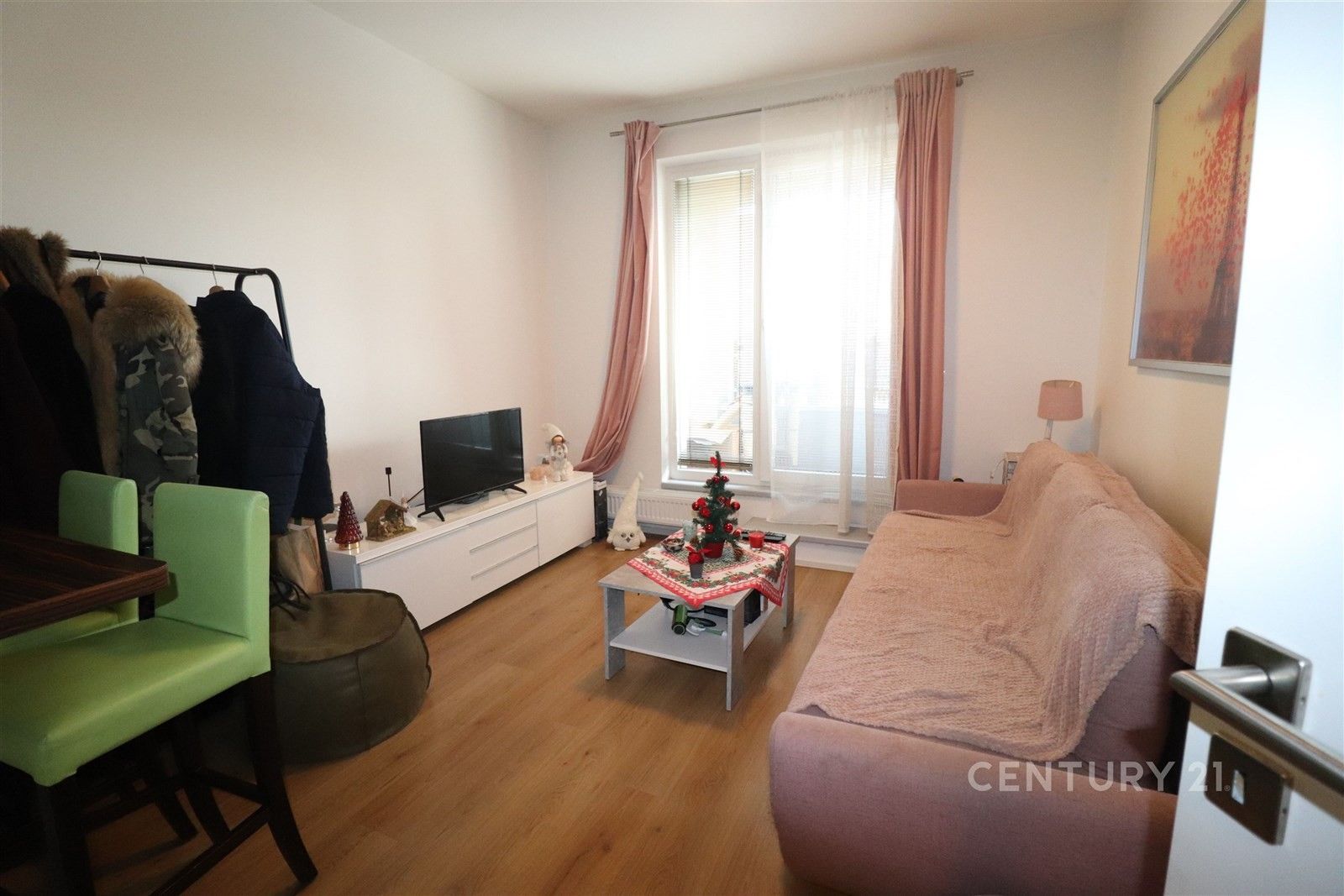 2+kk, Geologická, Praha, 46 m²