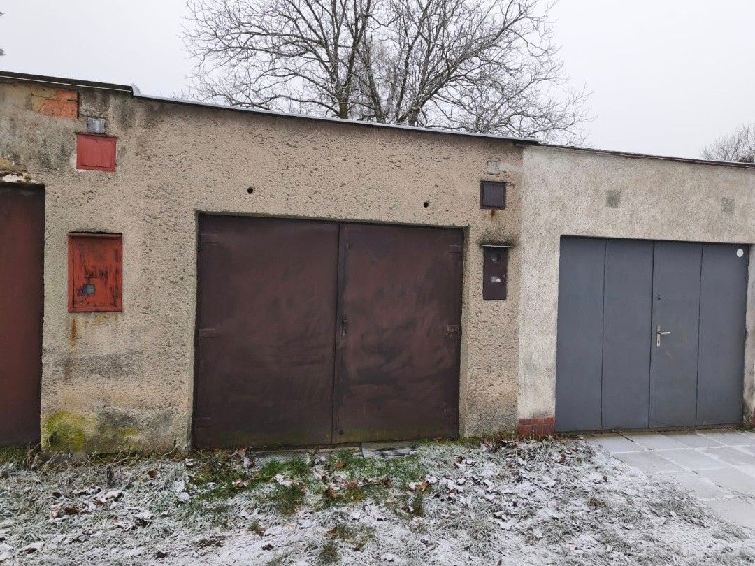 Garáže, Vratimov, 739 32