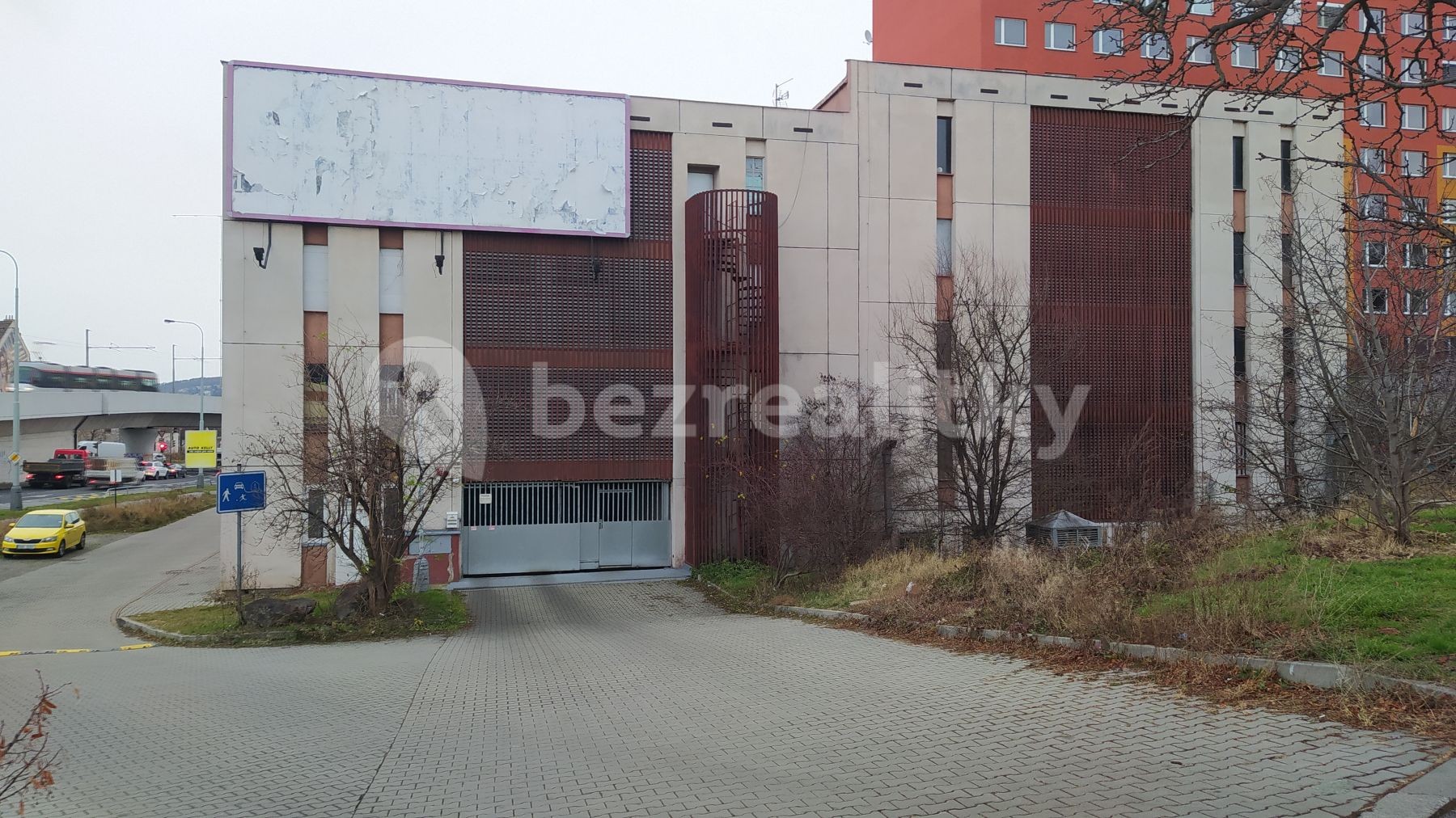 Garáže, K Dolům, Praha - Modřany, 13 m² - 1