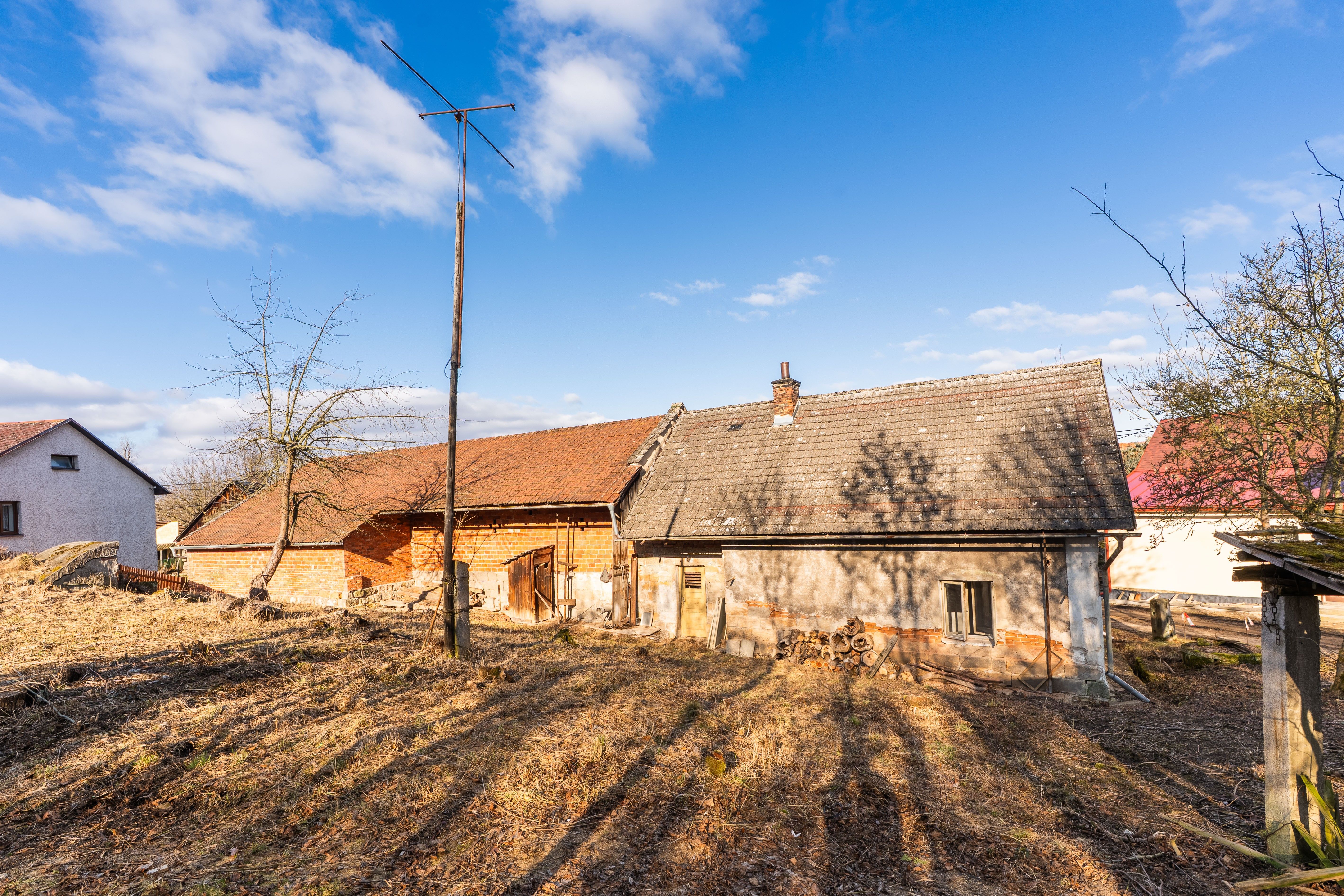 Rodinný dům · 570 m² · Ploukonice, Všeň - 3