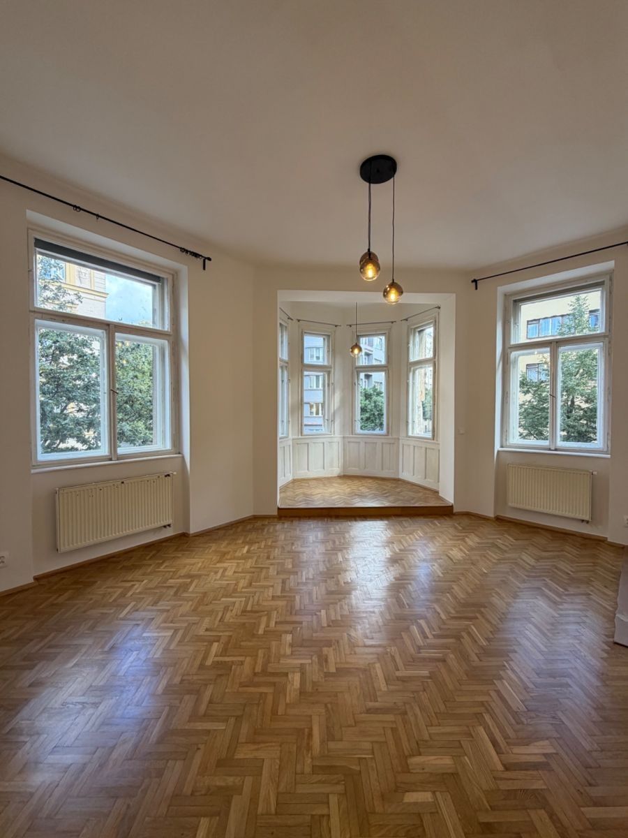 2+1, Lucemburská, Praha - Vinohrady, 72 m² - 1