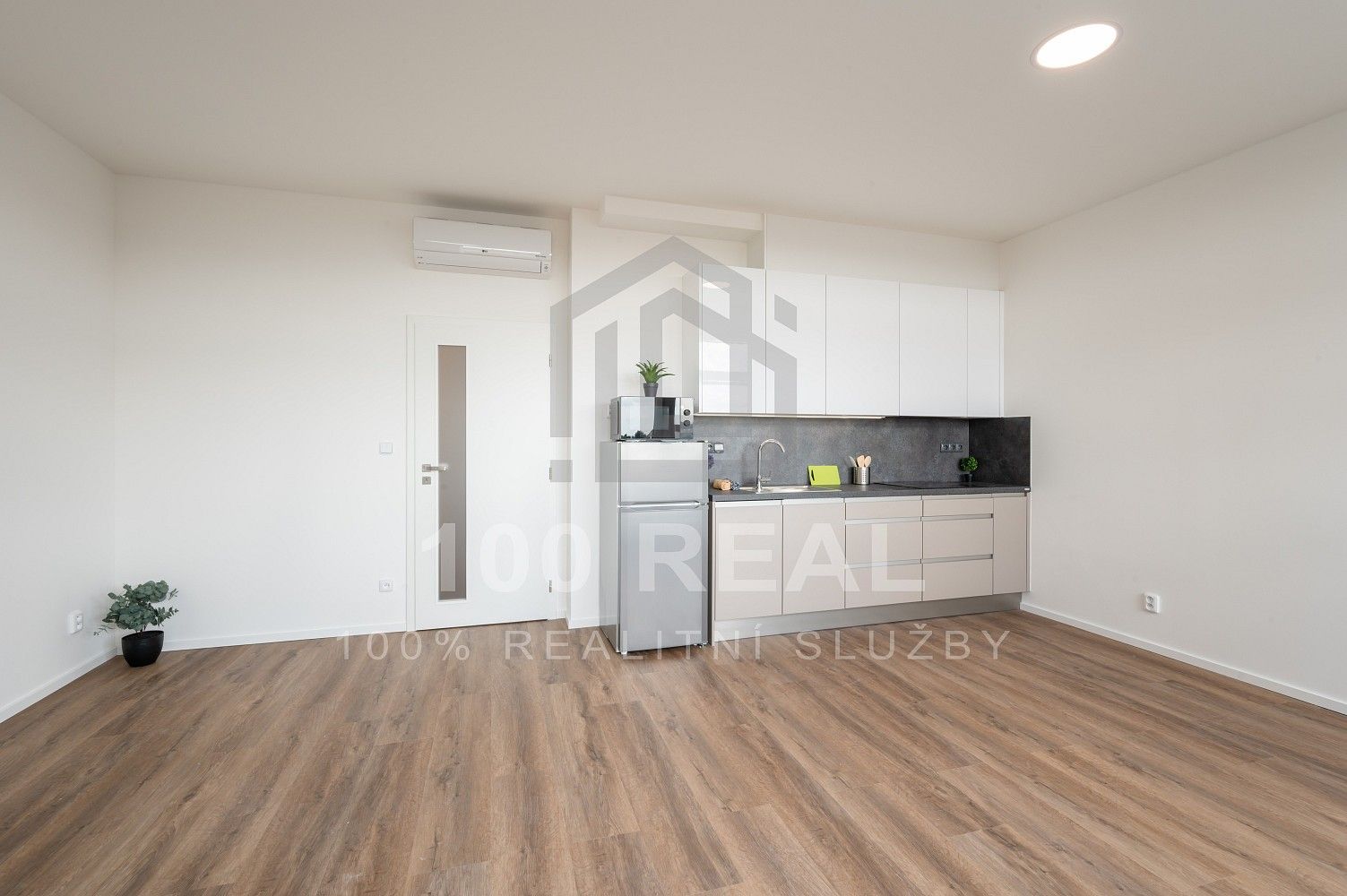 1+kk, Pardubice - Zelené Předměstí, Pardubický kraj, 37 m² - 1