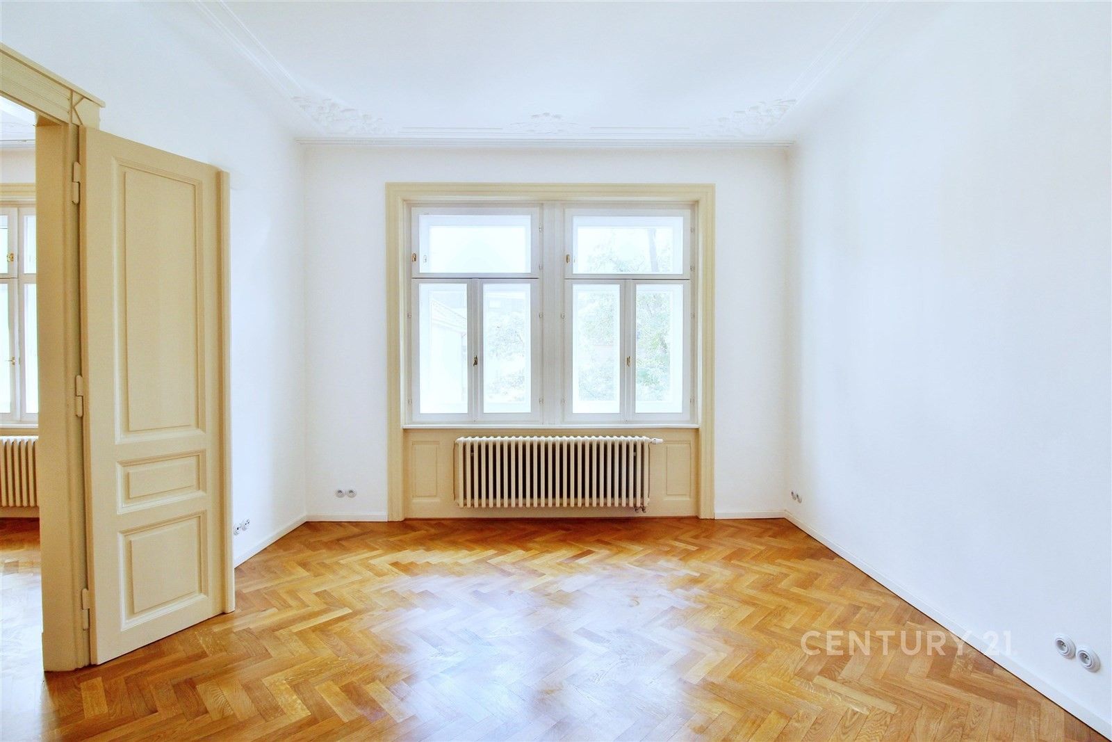 Pronájem byt 2+kk - Maiselova 42, Praha Josefov, 90 m² - 5