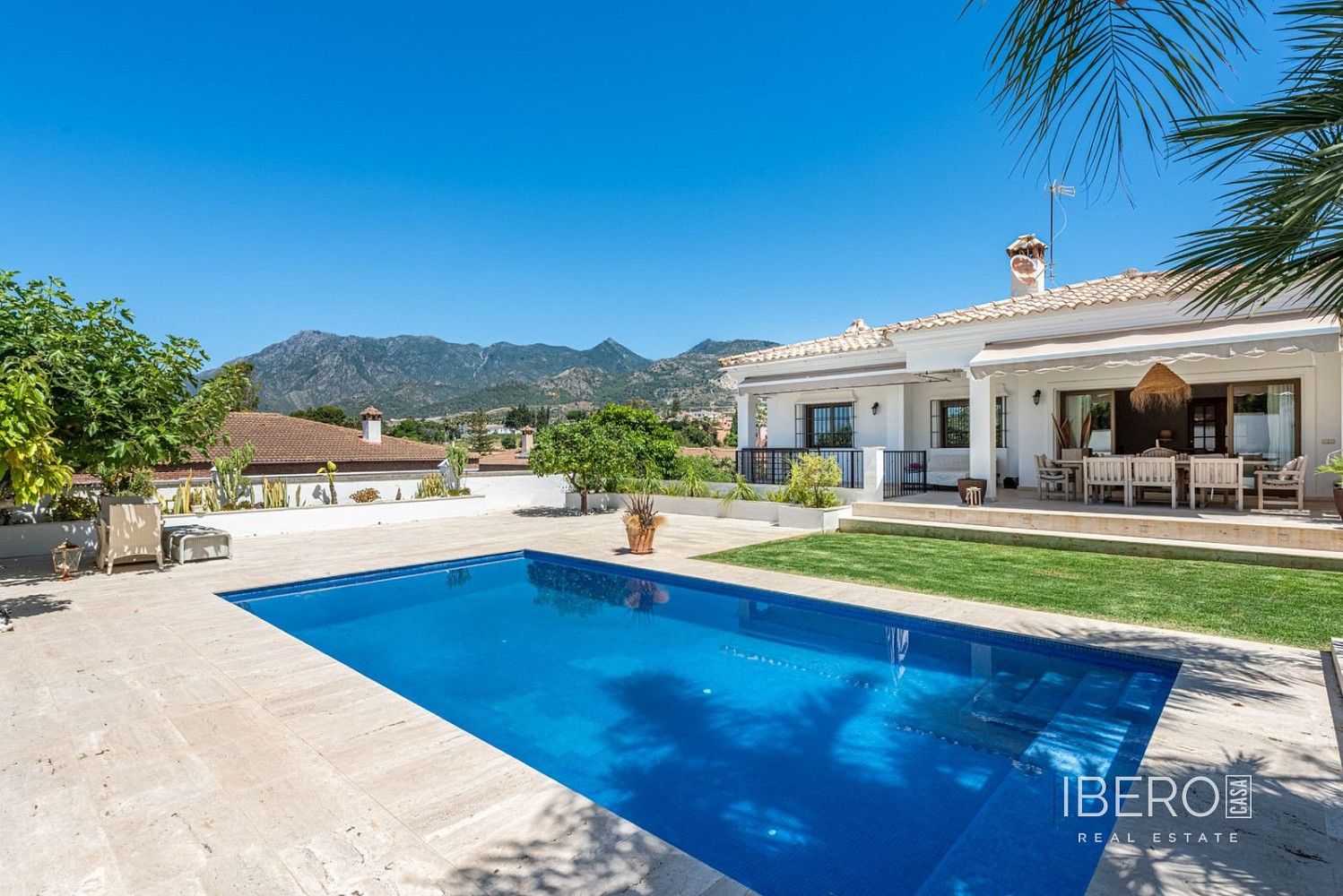 Rodinný dům · 355 m² · Marbella, ES - 4