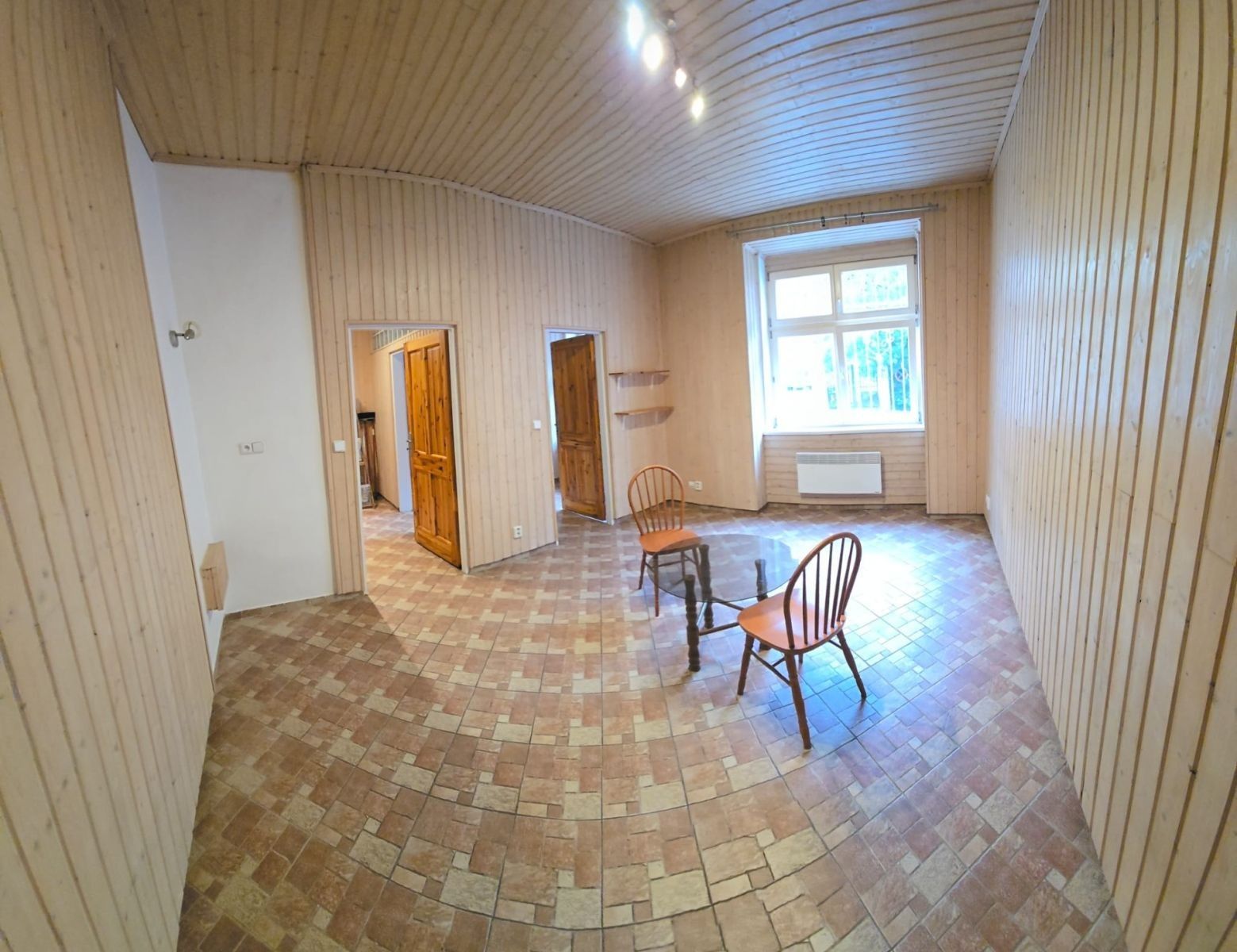 2+kk, Tolstého, Praha - Vršovice, 42 m² - 1