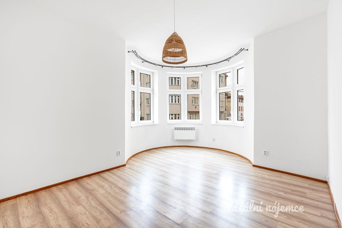 2+1, Pod Barvířkou, Praha, 52 m² - 2