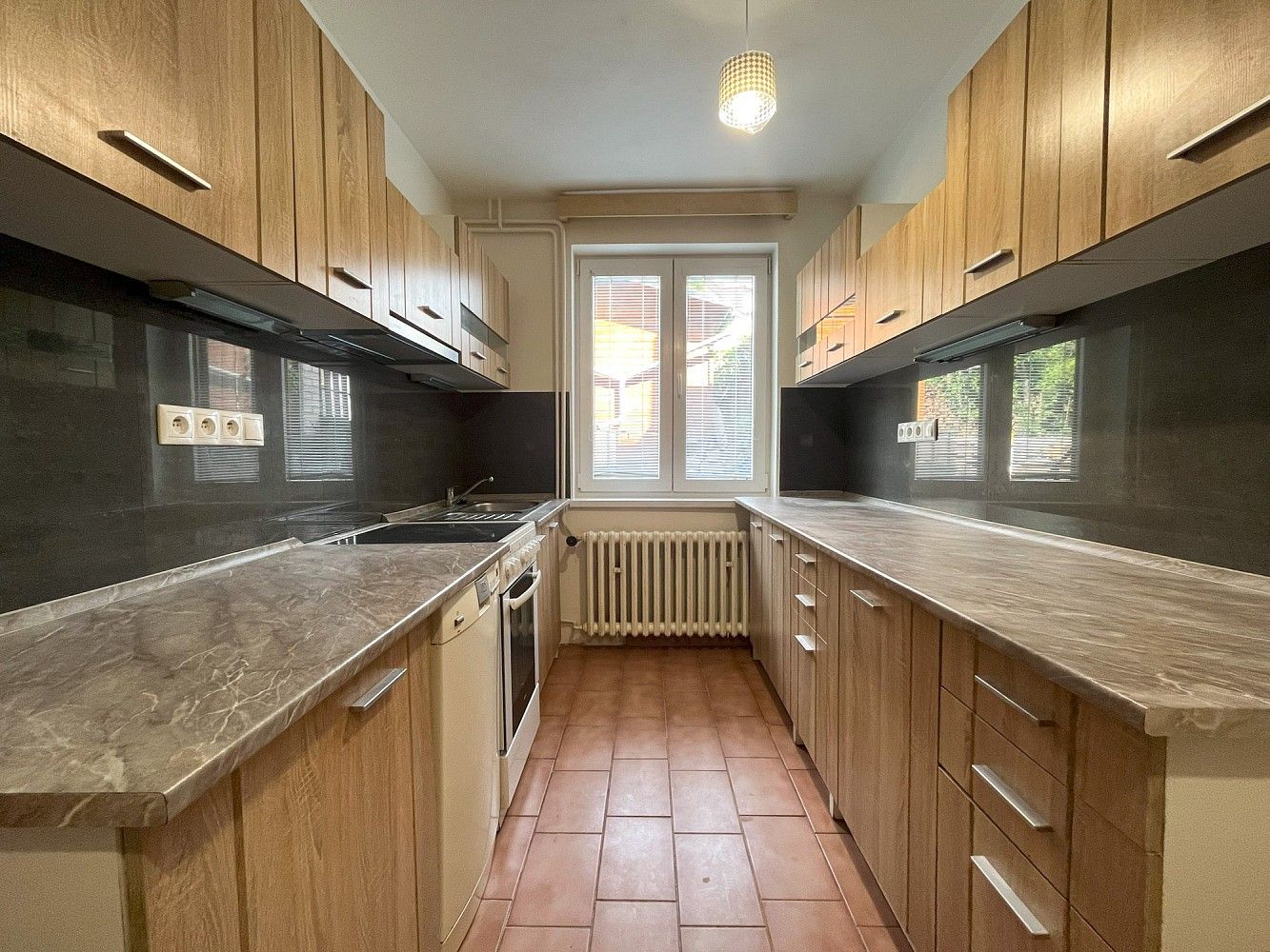 Byt 3+1 · 90 m² · Praha - Kobylisy, okres Praha 8, Hlavní město Praha - 3