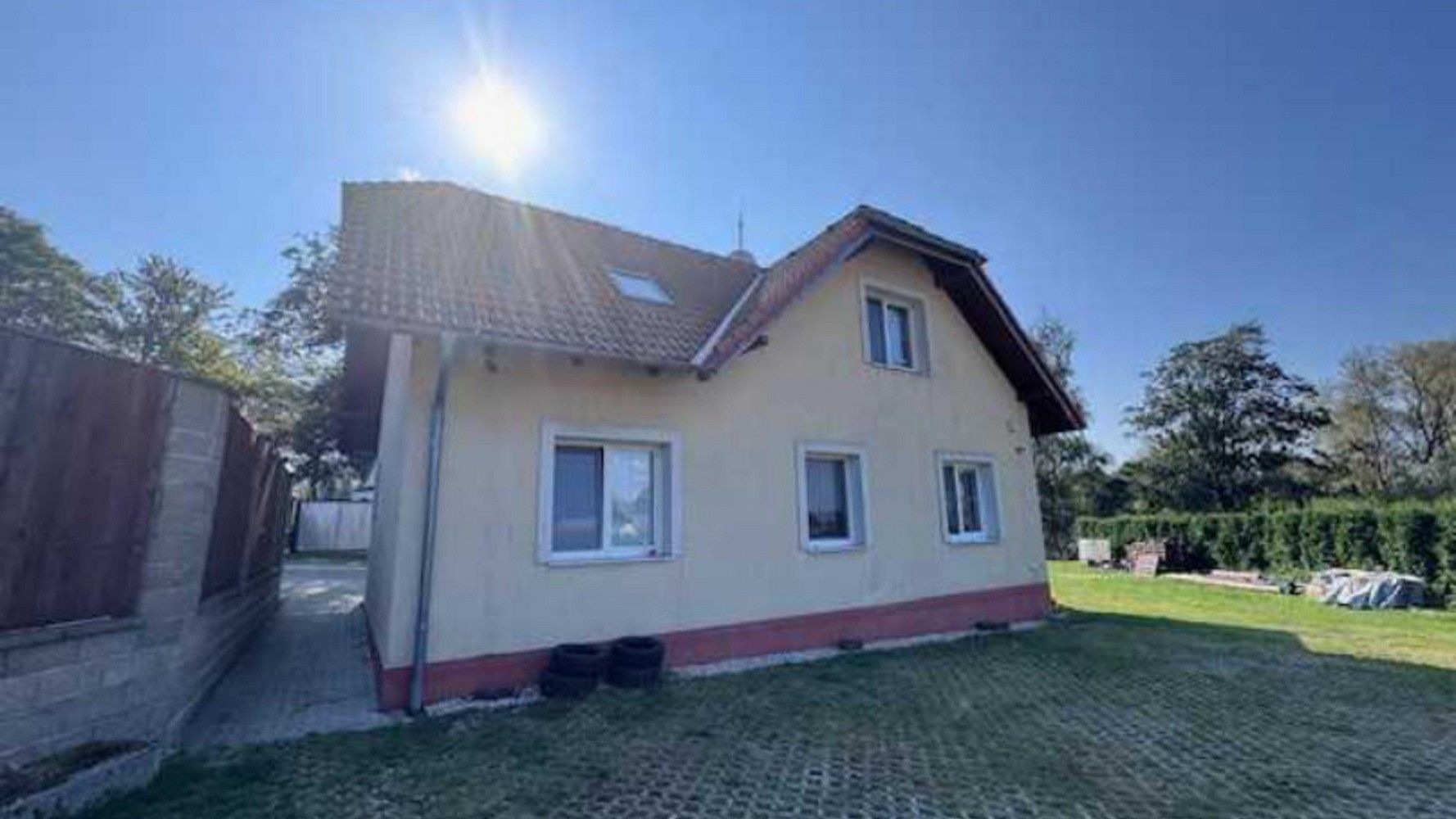 Rodinné domy, Jindřichovice, okres Sokolov, Karlovarský kraj, 260 m² - 1