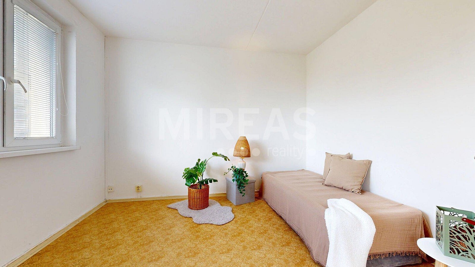 Prodej byt 3+1 - Průběžná, Milovice - Mladá, okres Nymburk, 65 m² - 5