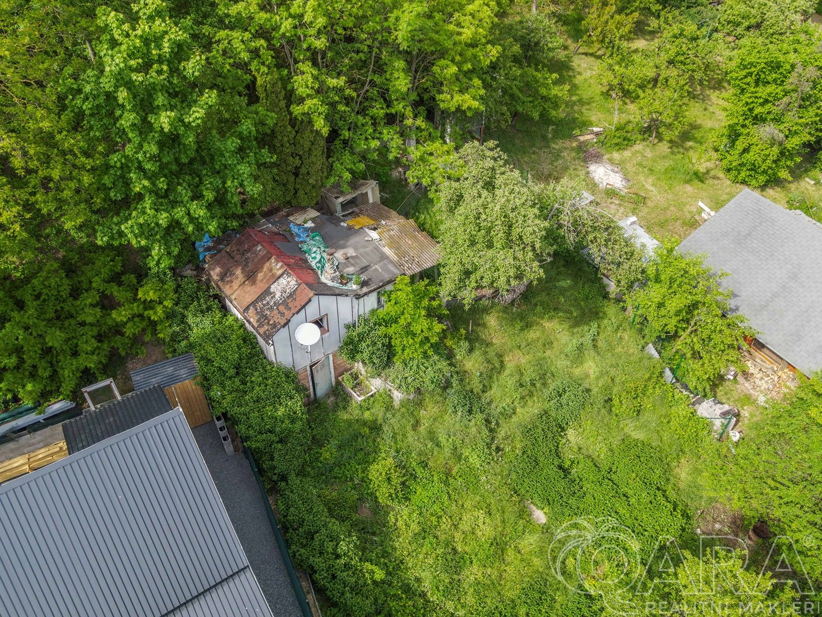 Prodej pozemek pro bydlení - Višňovka, Praha, 649 m²