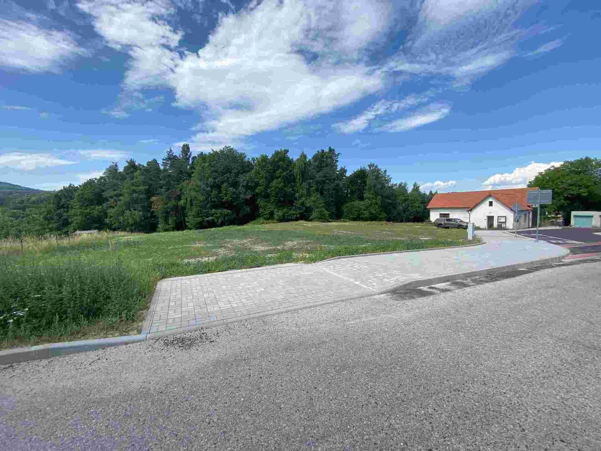 Prodej pozemek pro bydlení - Dobrkovská Lhotka, Slavče, 1 m²