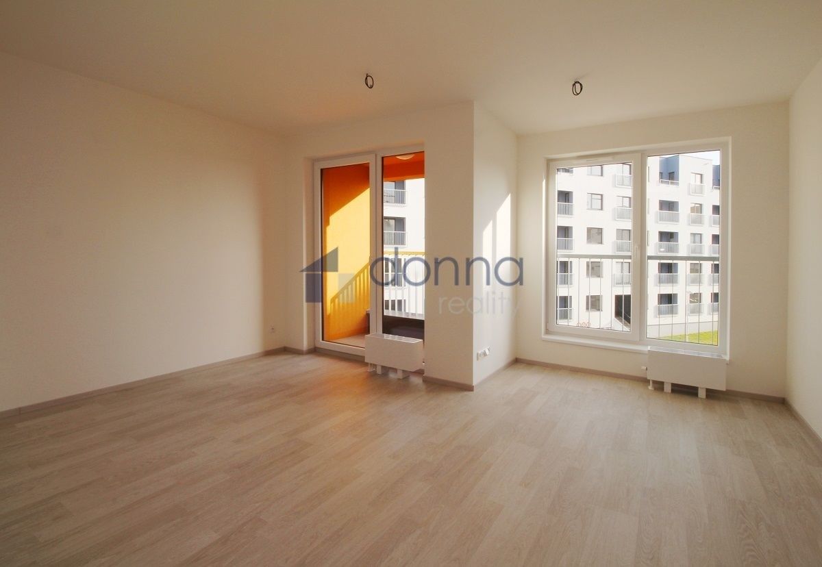 1+kk, Ke kříži, Praha, 33 m²