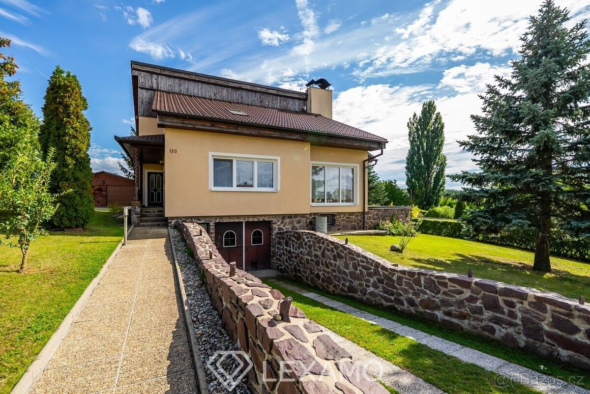 Rodinné domy, Bojanovice, 671 53