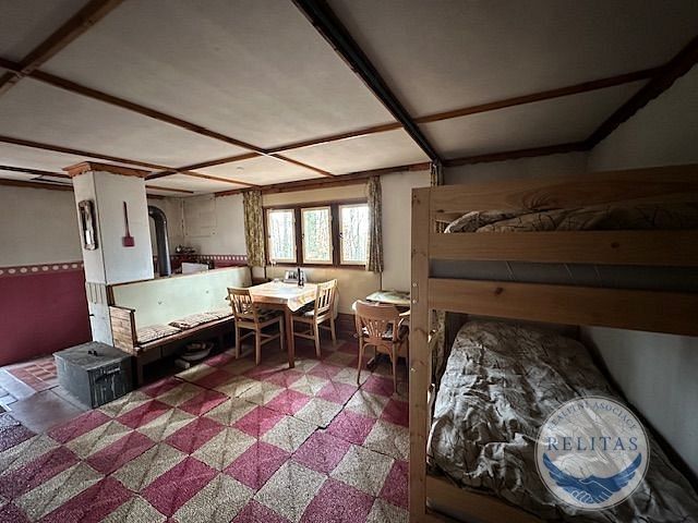 Chaty, Mníšek pod Brdy, 252 10