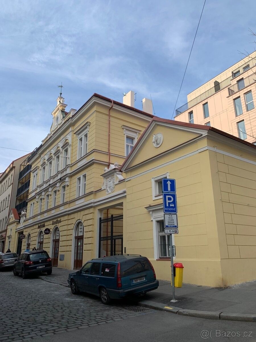 Pronájem sklad - Praha, 102 00