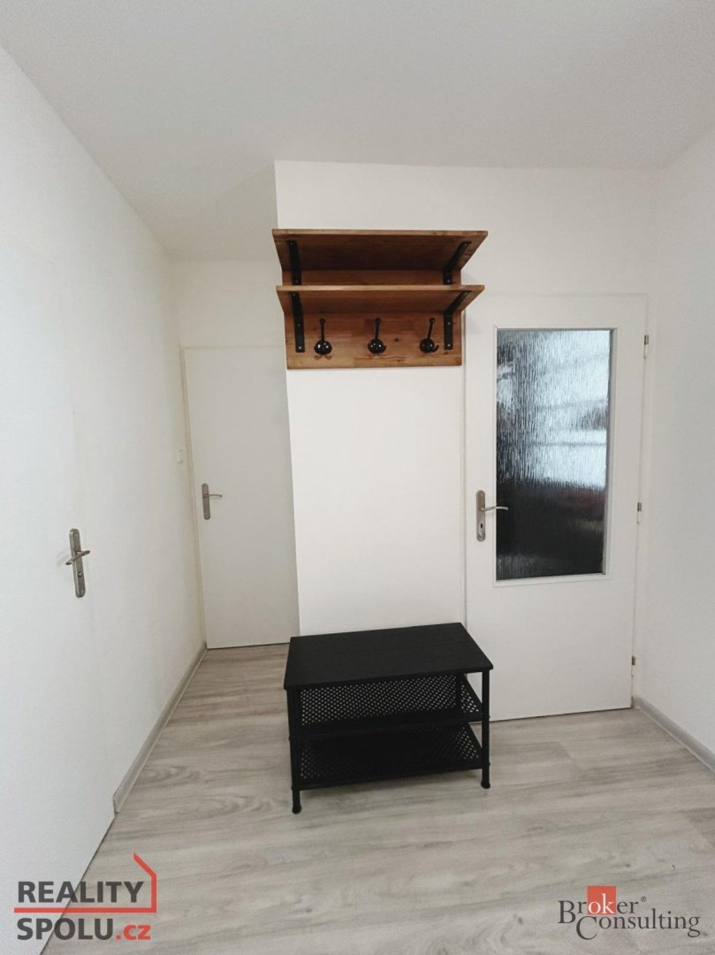 Pronájem byt 2+kk - Plickova, Praha, 42 m²