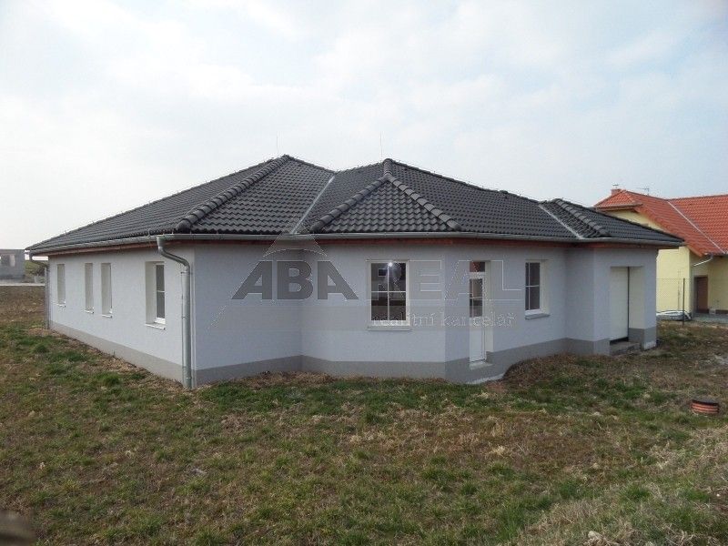 Rodinné domy, Křivoklátská, Lány, 180 m²