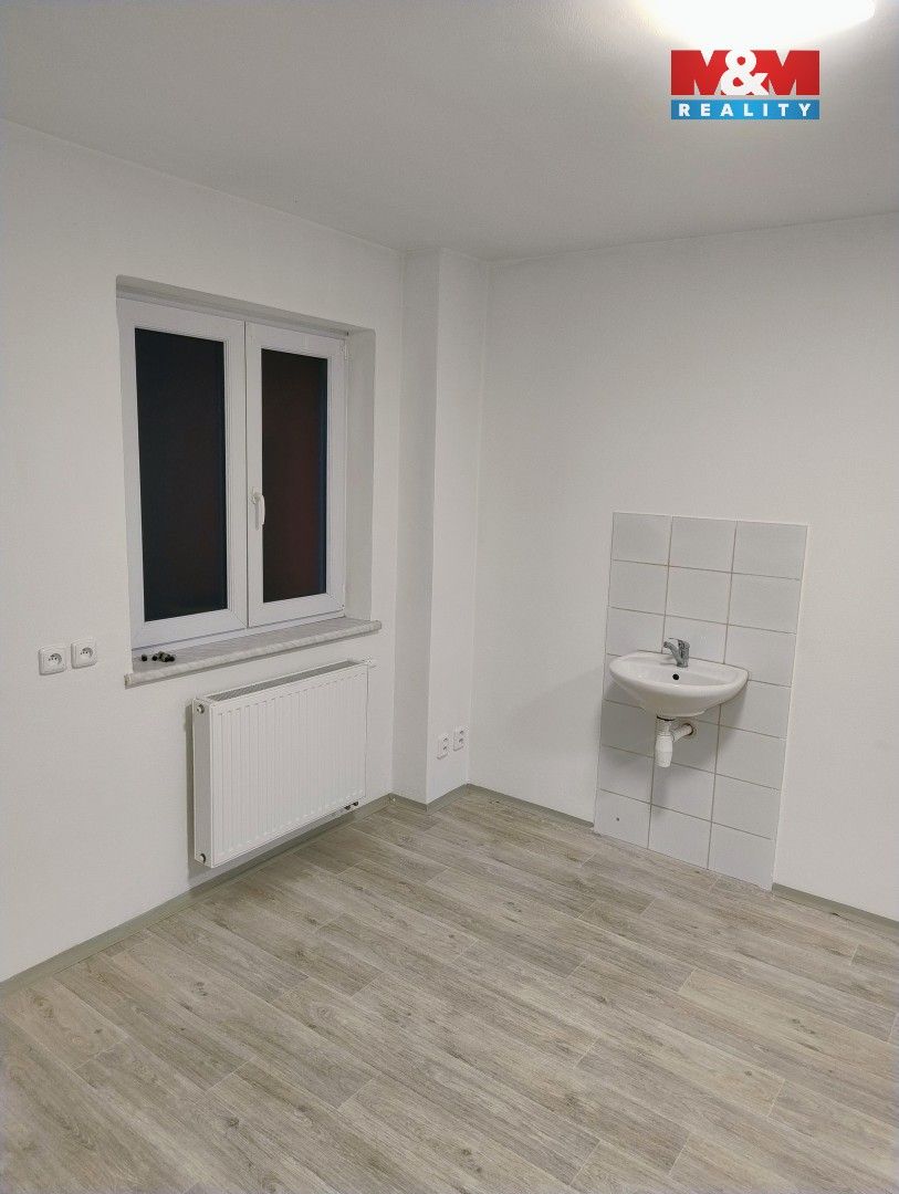 Pronájem obchodní prostory - Opavská, Kravaře, 23 m² - 5