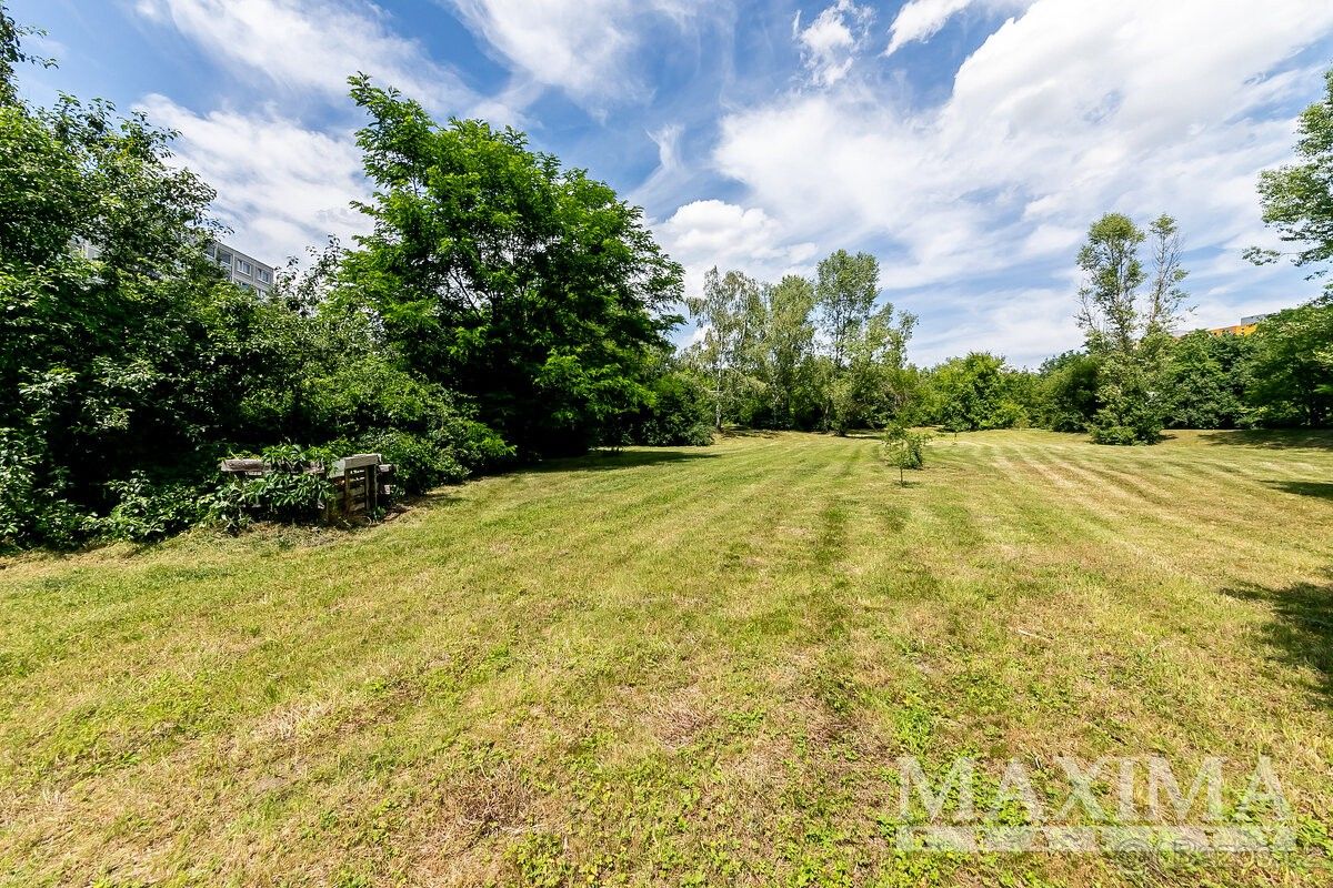 Pozemky pro bydlení, Praha, 100 00