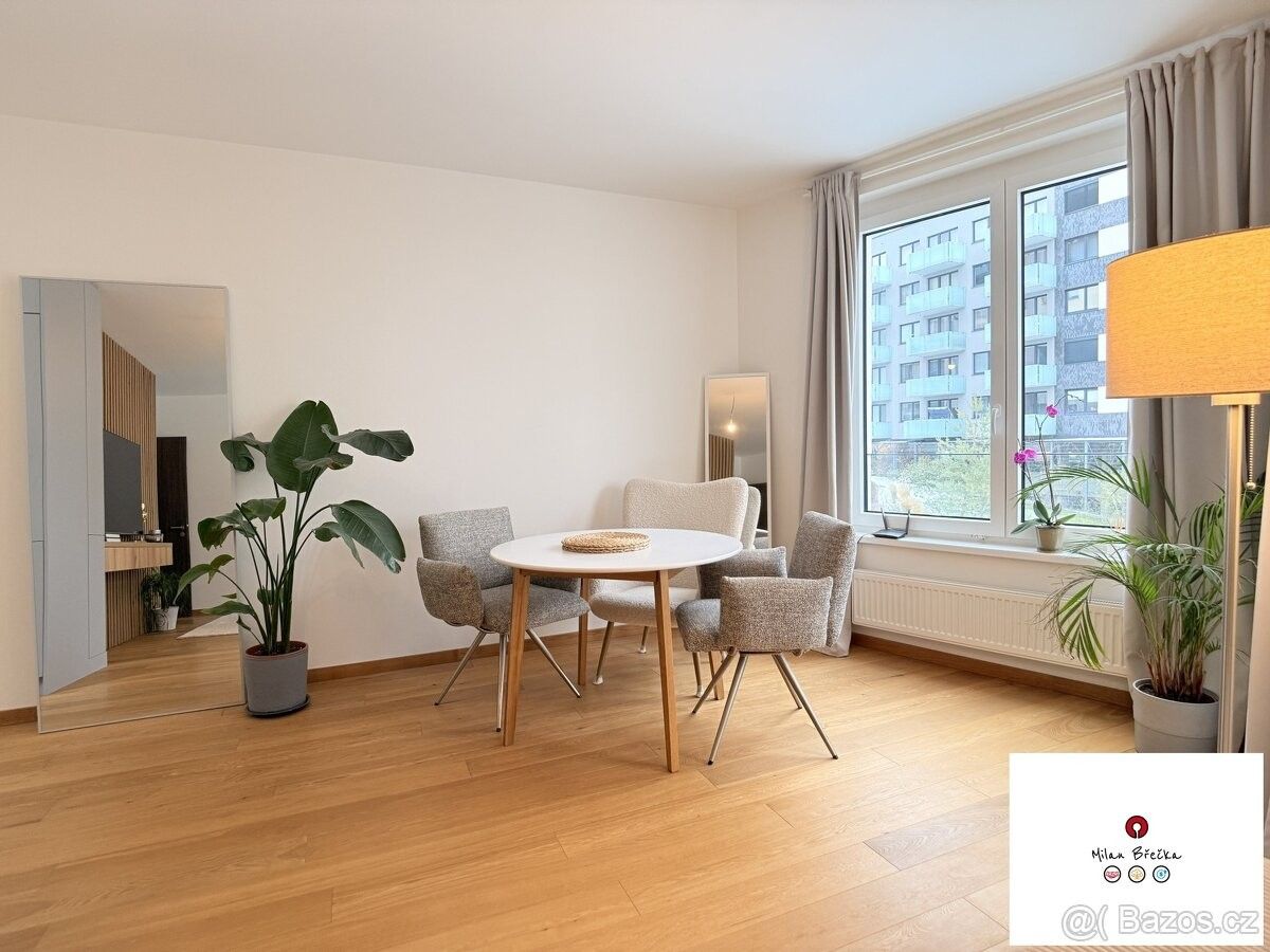 Prodej byt - Praha, 155 00