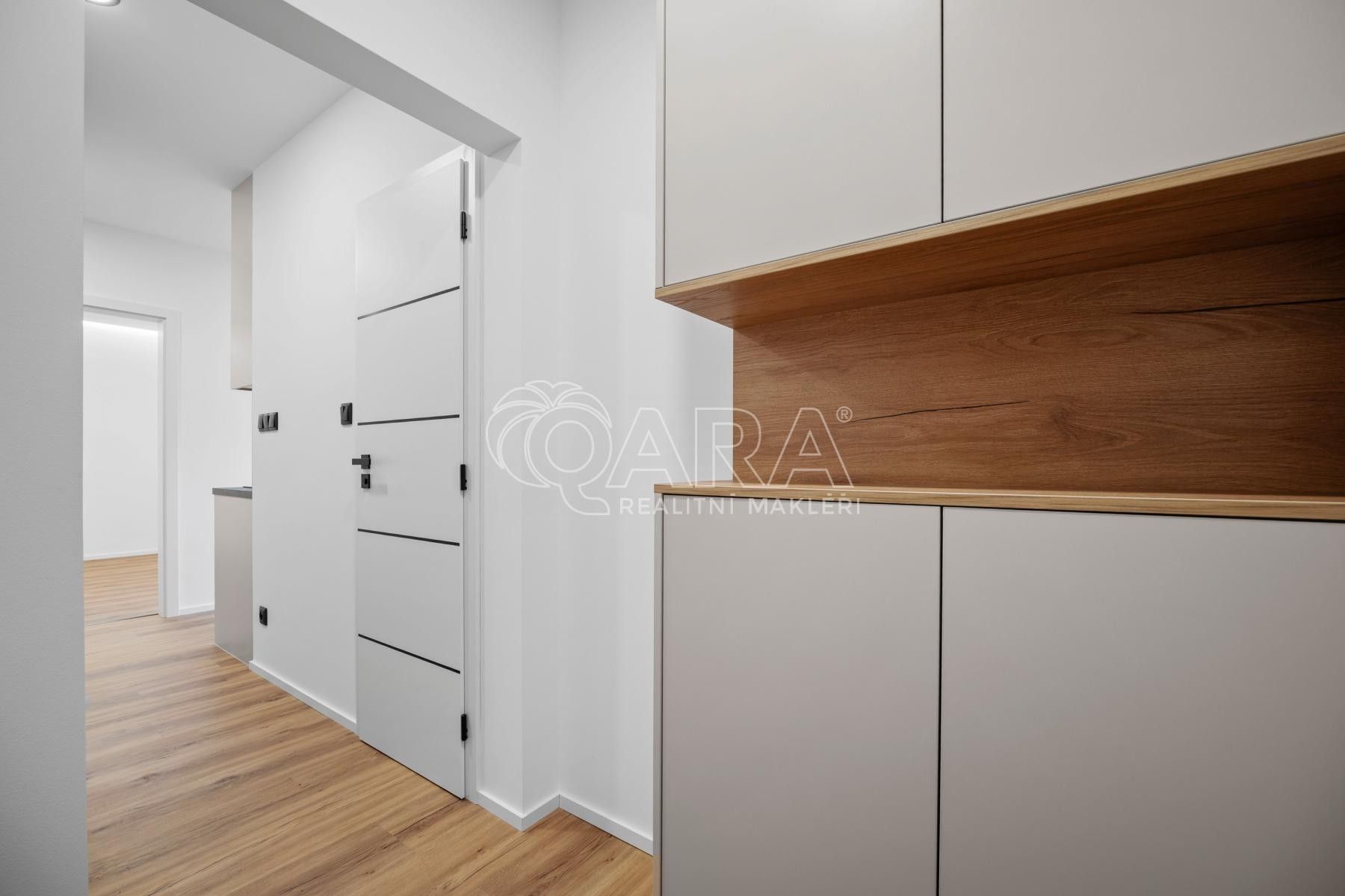 Prodej byt 2+1 - Bezděkovská  , Strakonice II, 43 m² - 5