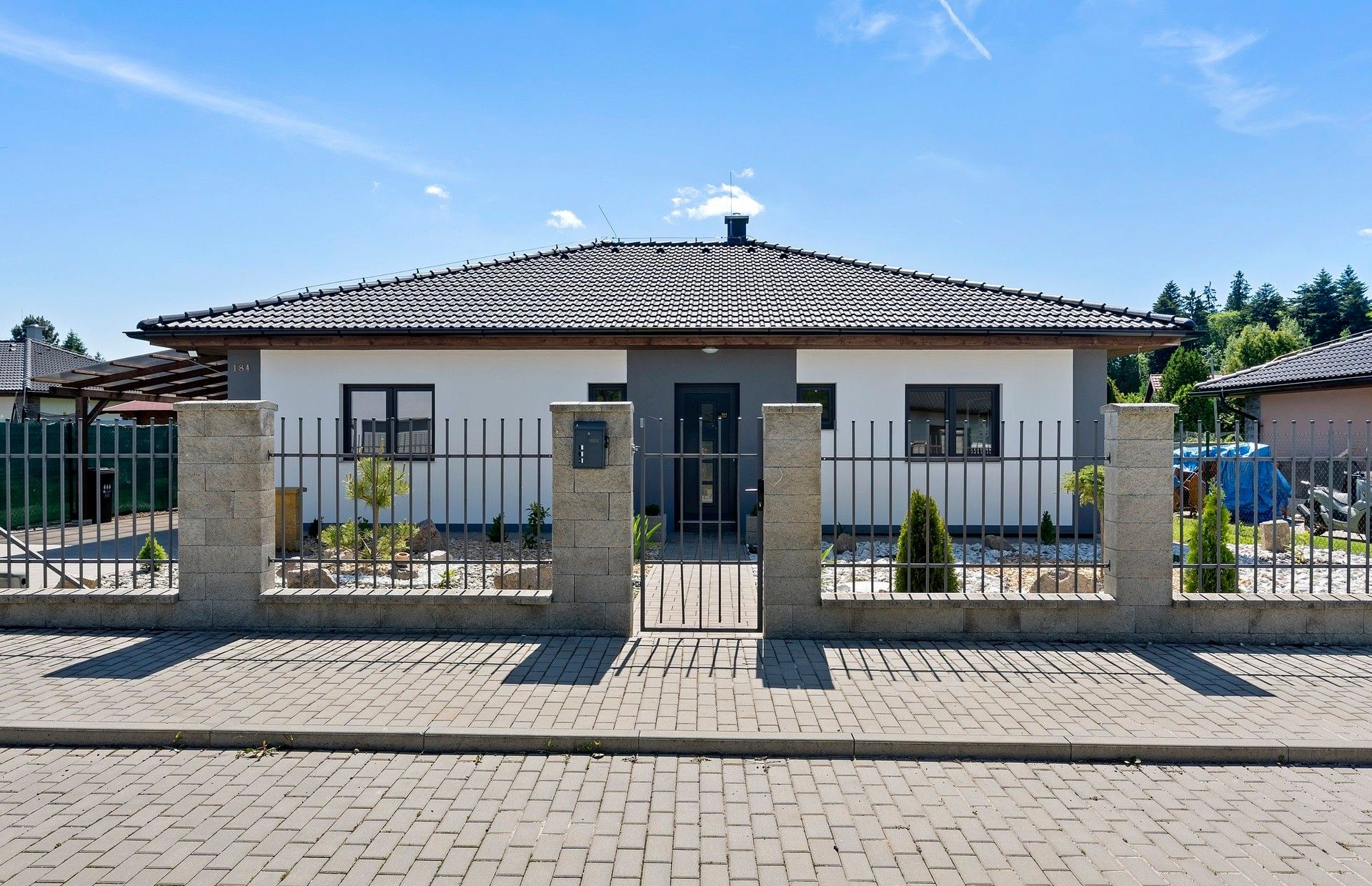 Rodinné domy, K Památníku, Mukařov, 107 m² - 1