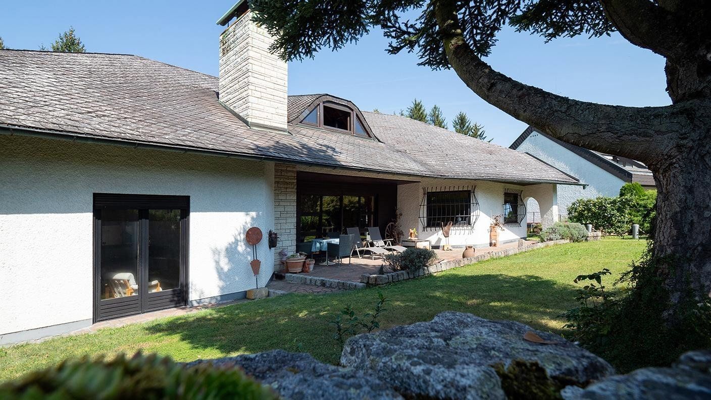 Rodinné domy, , Bavorsko, 200 m² - 1