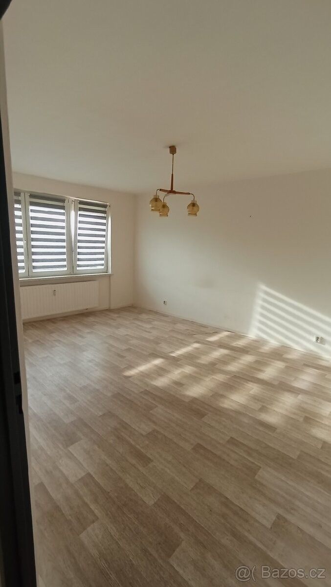 Byty, Ostrava, 700 30