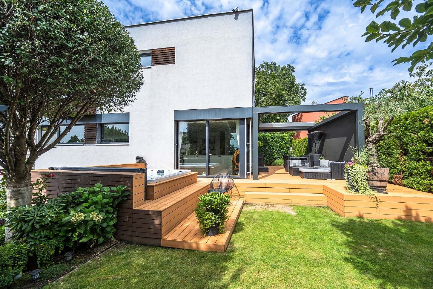 Rodinný dům · 168 m² · Praha - Slivenec, okres Praha 5, Hlavní město Praha - 4