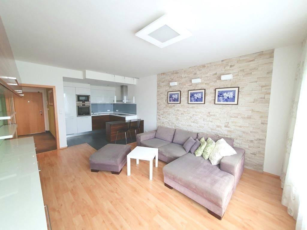 2+kk, Míšovická, Praha - Zličín, 55 m² - 1