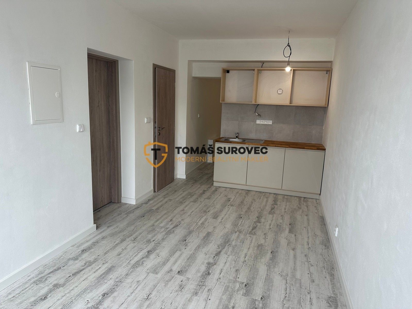 2+kk, Počenice, Počenice-Tetětice, 36 m²