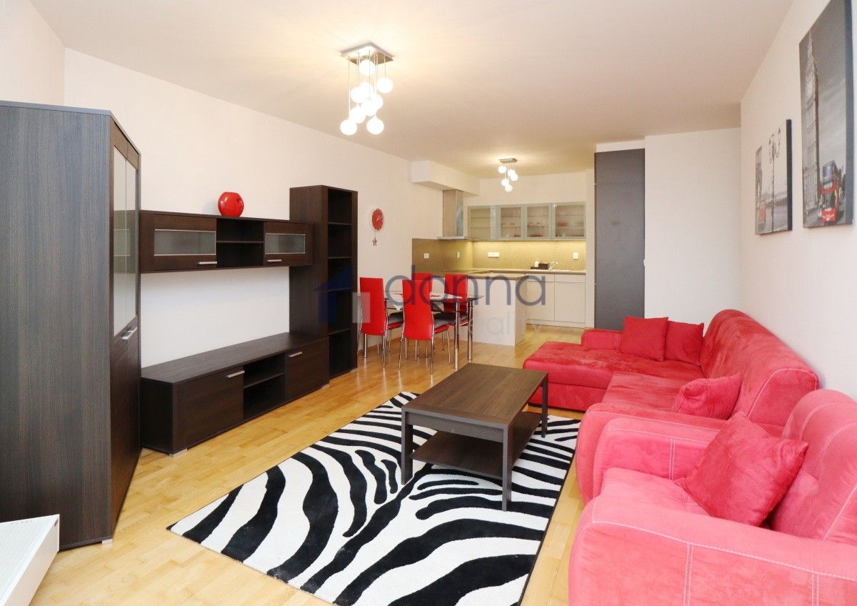 2+kk, Jeseniova, Praha, 56 m²