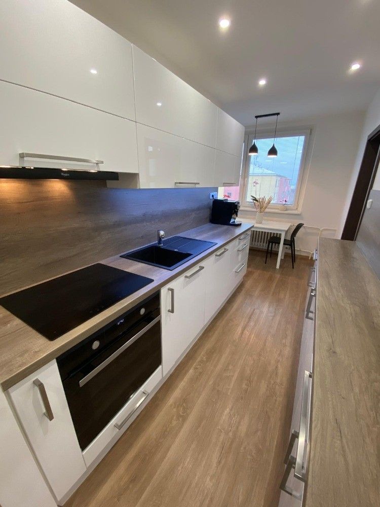 Prodej byt - Holešov, 769 01