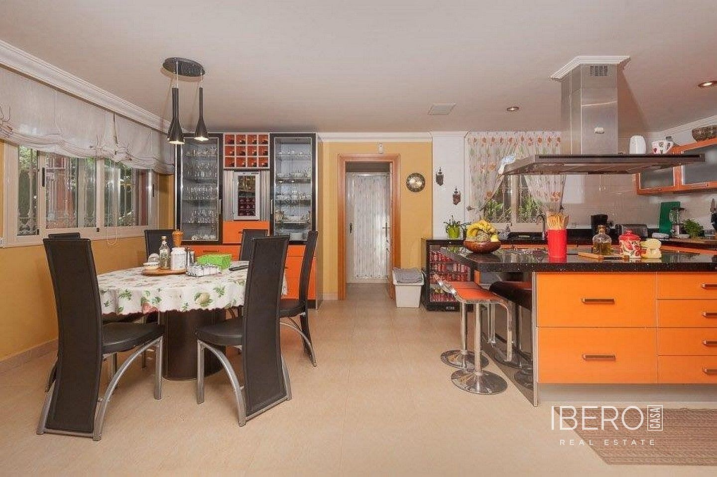 Rodinný dům · 550 m² · Playamar, ES - 4