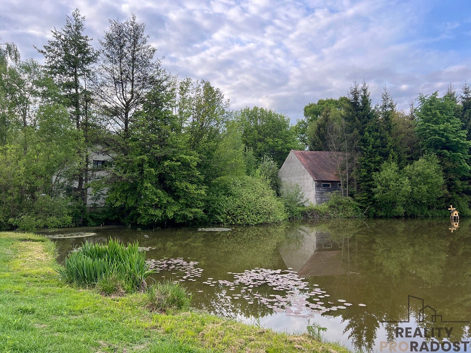 Rodinné domy, Vlkanov, 220 m²